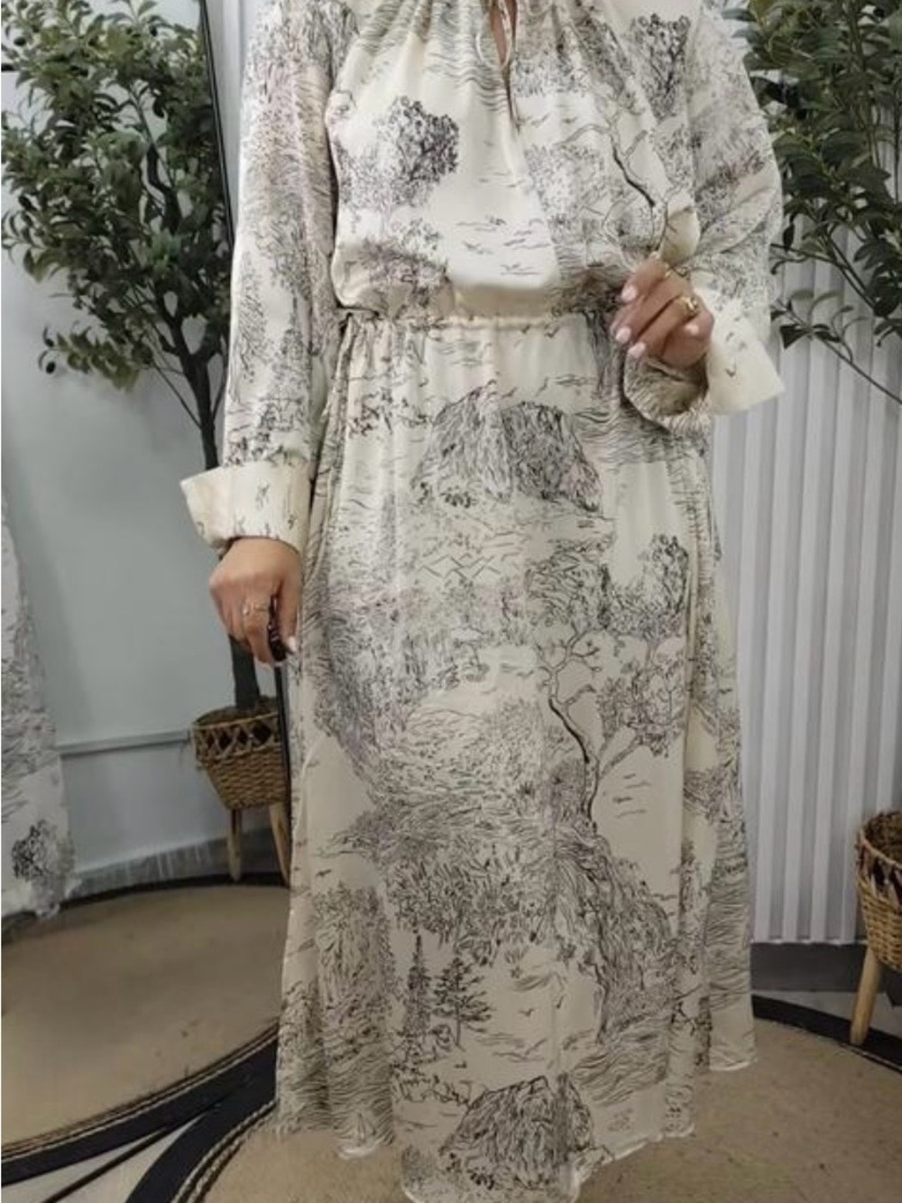 H&M Cream Printed Midi Dress with Black Toile Print